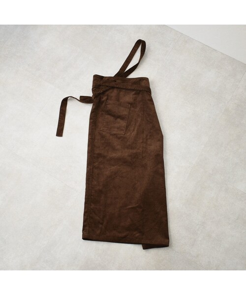 Lavish Gate（ラヴィッシュゲート）の「bottoms-04008　日本製　コーデュロイ　ワンショルダーストラップ　ラップスカート　ベージュ　ブラウン（スカート・レディース・その他）」の11枚目の写真