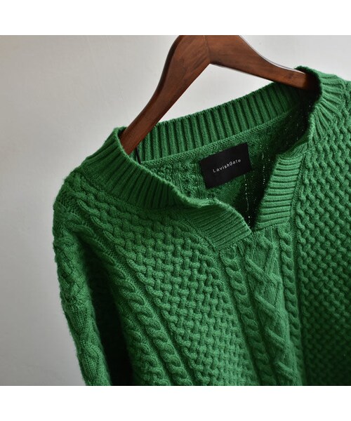 Lavish Gate（ラヴィッシュゲート）の「knit-02031　ウール混　キーネック　アランニットプルオーバー　グリーン（ニット/セーター・レディース・その他）」の13枚目の写真