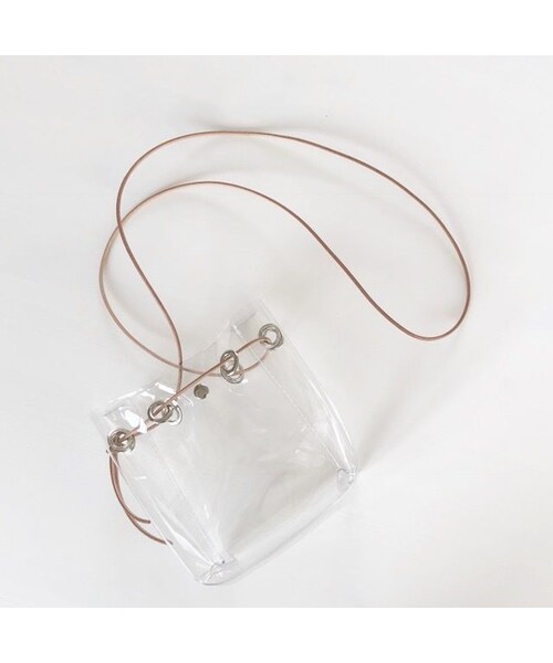 Lavish Gate（ラヴィッシュゲート）の「bag2-02331　本革ヌメコード　PVC素材　クリアバッグ　巾着バッグ（ショルダーバッグ・レディース・その他）」の7枚目の写真