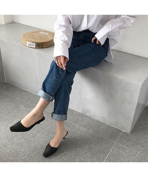 Lavish Gate（ラヴィッシュゲート）の「bottoms-02026　ハイウエスト　ワンウォッシュ　テーパードデニムパンツ（デニムパンツ・レディース・その他）」の3枚目の写真