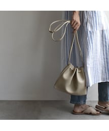 Lavish Gate | nh-bag2-02370 フェイクレザー シンプル巾着バッグ ベージュ キャメル ブラック(ショルダーバッグ)