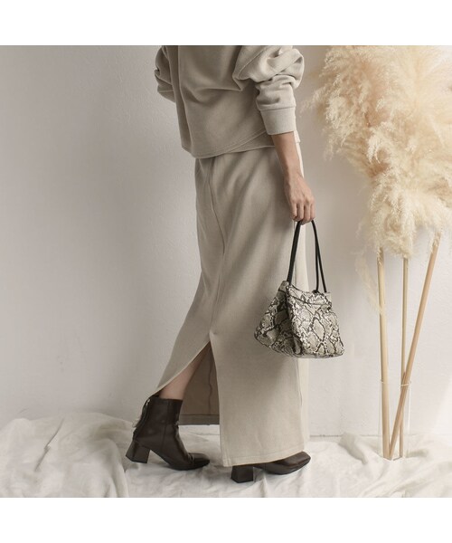 Lavish Gate(ラヴィッシュゲート)の「bottoms-04010 日本製 マキシ丈スカート エクリュ ブラウン(スカート・レディース・その他)」の1枚目の写真