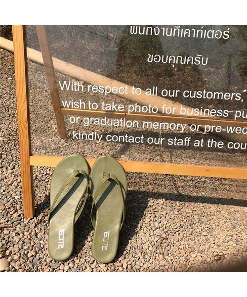 Lavish Gate（ラヴィッシュゲート）の「nh-shoes-02066　アースカラートングサンダル　ライトカーキ　ベージュ　ブラック　ブラウン（サンダル・レディース・その他）」の2枚目の写真