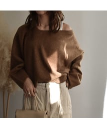 Lavish Gate | knit-02017　ウールブレンド　変形Ｖネック　ワンショルダーニット　ベージュ　モカ　ブラウン(ニット/セーター)