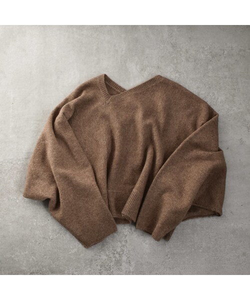 Lavish Gate（ラヴィッシュゲート）の「knit-02017　ウールブレンド　変形Ｖネック　ワンショルダーニット　ベージュ　モカ　ブラウン（ニット/セーター・レディース・その他）」の12枚目の写真