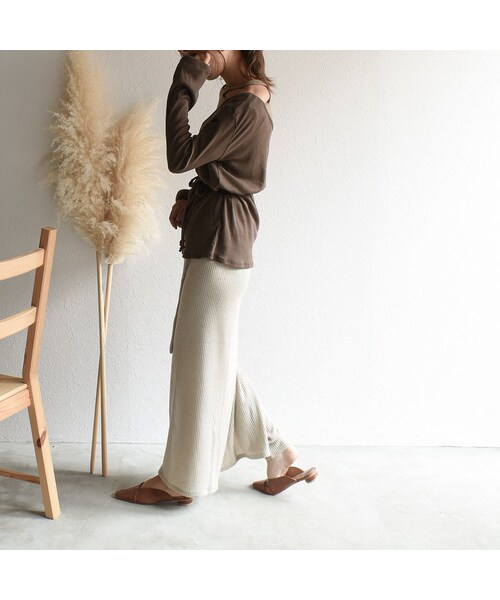 Lavish Gate（ラヴィッシュゲート）の「tops-04013　日本製　バイカラー　リブイレギュラープルオーバーセット　ライトグレージュ×カーキベージュ　カーキベージュ×モカ（Tシャツ/カットソー・レディース・その他）」の11枚目の写真