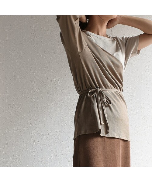 Lavish Gate（ラヴィッシュゲート）の「tops-04013　日本製　バイカラー　リブイレギュラープルオーバーセット　ライトグレージュ×カーキベージュ　カーキベージュ×モカ（Tシャツ/カットソー・レディース・その他）」の7枚目の写真