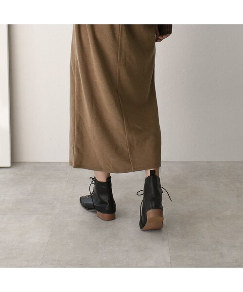 Lavish Gate（ラヴィッシュゲート）の「shoes-02091　エコレザー　スクエアトゥレースアップブーツ　アイボリー　ブラック（ブーツ・レディース・その他）」の8枚目の写真