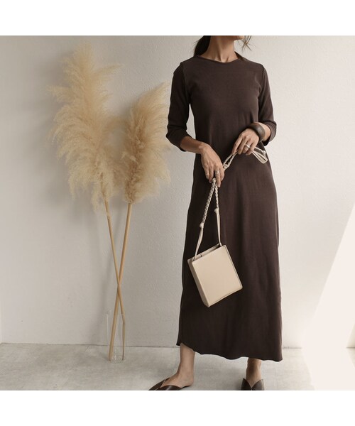 Lavish Gate（ラヴィッシュゲート）の「onepiece-04011　日本製　バックオープン　リブロング ワンピース　ダークブラウン　モカ（ワンピース・レディース・その他）」の2枚目の写真