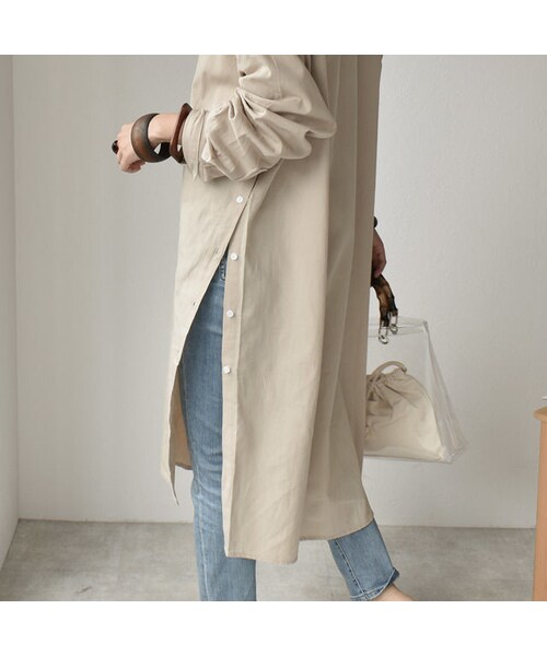 Lavish Gate（ラヴィッシュゲート）の「onepiece-02004　サイドボタンスリット　シャツワンピース　ベージュ（ワンピース・レディース・その他）」の4枚目の写真