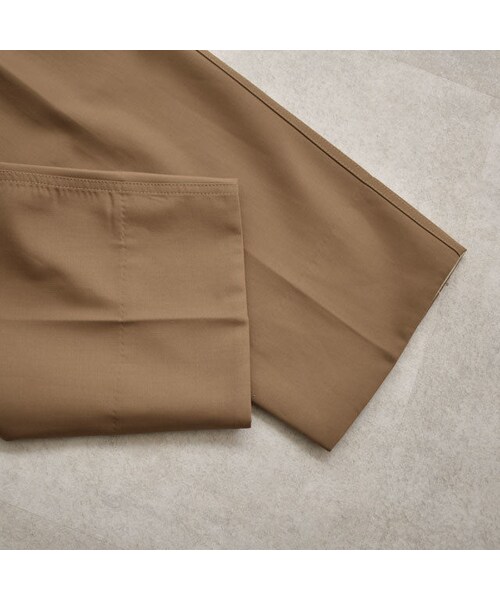 Lavish Gate（ラヴィッシュゲート）の「bottoms-02024　フロントボタン　ハイウエストタックパンツ　キャメル　カーキブラウン（その他パンツ・レディース・その他）」の14枚目の写真