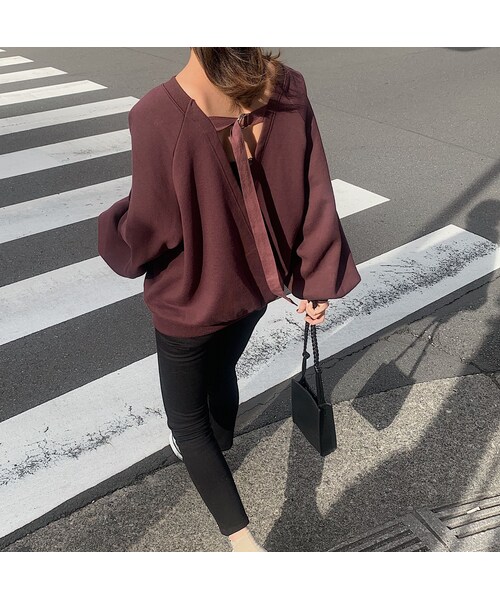 Lavish Gate（ラヴィッシュゲート）の「tops-04025　日本製　バックカシュクール　裏起毛スウェットプルオーバー　ダークパープル　エクリュ（スウェット・レディース・その他）」の5枚目の写真