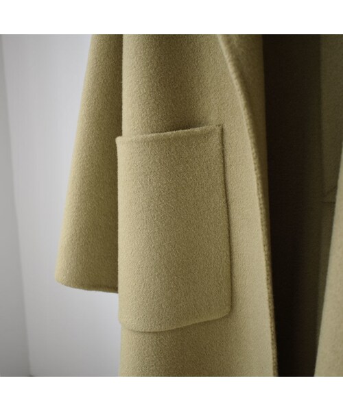 Lavish Gate（ラヴィッシュゲート）の「coat-02025　ウール90　バックタックガウンコート　リバー仕立て　オリーブ（チェスターコート・レディース・その他）」の11枚目の写真