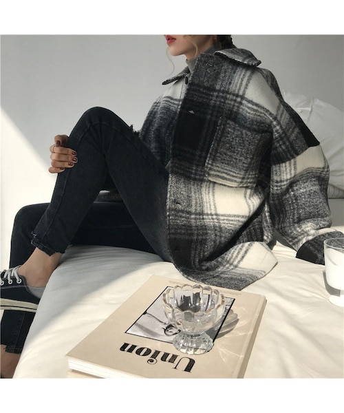 Lavish Gate（ラヴィッシュゲート）の「outer-02010　オーバーサイズ　起毛チェックジャケット　ブラウン　ブラック（ステンカラーコート・レディース・その他）」の9枚目の写真