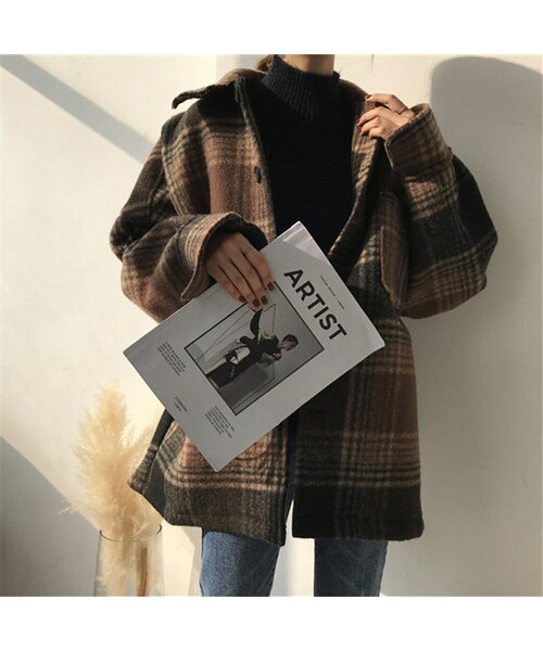 Lavish Gate（ラヴィッシュゲート）の「outer-02010　オーバーサイズ　起毛チェックジャケット　ブラウン　ブラック（ステンカラーコート・レディース・その他）」の4枚目の写真
