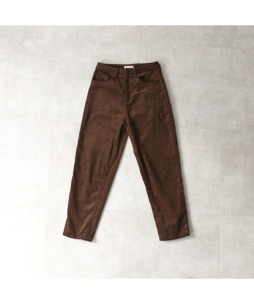Lavish Gate（ラヴィッシュゲート）の「bottoms-04001　日本製　コーデュロイ　テーパードラフパンツ　エクリュ　ブラウン（その他パンツ・レディース・その他）」の4枚目の写真