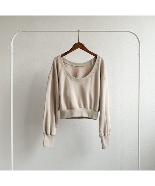 Lavish Gate（ラヴィッシュゲート）の「tops-04022　日本製　バックオープン　スウェット　ベージュ　モカ（スウェット・レディース・その他）」の12枚目の写真