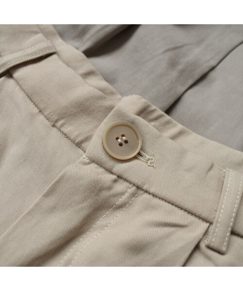 Lavish Gate（ラヴィッシュゲート）の「bottoms-02036　タック入りテーパード パンツ　ライトベージュ　ライトカーキ（その他パンツ・レディース・その他）」の11枚目の写真