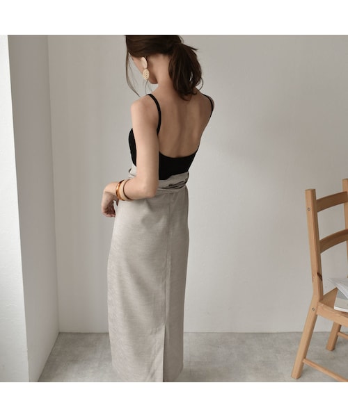 Lavish Gate(ラヴィッシュゲート)の「nh-tops-02109 カップ付きバックオープン キャミソール ホワイト ブラック ブラウン(キャミソール・レディース・その他)」の7枚目の写真