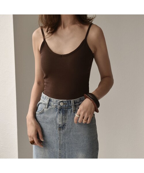 Lavish Gate(ラヴィッシュゲート)の「nh-tops-02109 カップ付きバックオープン キャミソール ホワイト ブラック ブラウン(キャミソール・レディース・その他)」の4枚目の写真