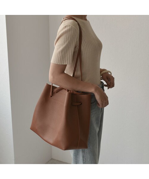 Lavish Gate(ラヴィッシュゲート)の「bag2-02469 エコレザーシボ加工 スクエアショルダーバッグ ハンドバッグ ブラウン(ショルダーバッグ・レディース・その他)」の3枚目の写真