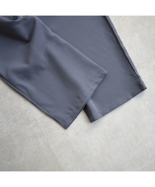 Lavish Gate（ラヴィッシュゲート）の「bottoms-02043　タックセミワイドパンツ　ダスティブルー　ブラック（その他パンツ・レディース・その他）」の14枚目の写真