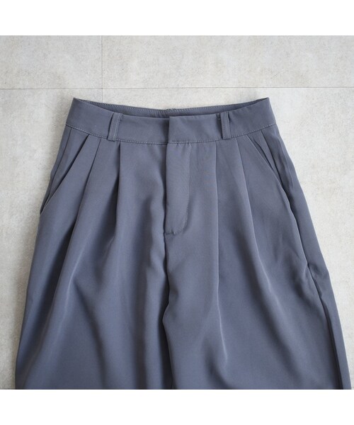 Lavish Gate（ラヴィッシュゲート）の「bottoms-02043　タックセミワイドパンツ　ダスティブルー　ブラック（その他パンツ・レディース・その他）」の10枚目の写真