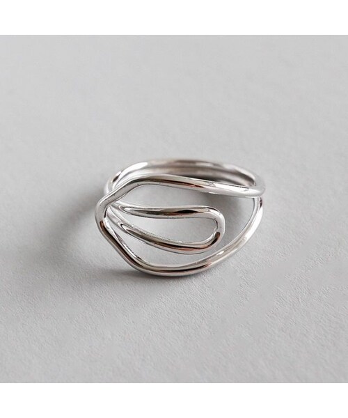 Lavish Gate（ラヴィッシュゲート）の「mb-ring2-02046　SV925　ベンドリング　シルバー925（リング・レディース・その他）」の5枚目の写真