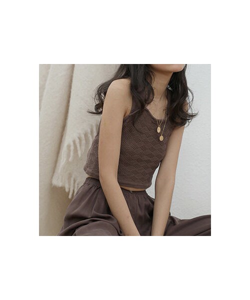 Lavish Gate(ラヴィッシュゲート)の「nh-tops-02079 バッククロス ニットトップス ブラウン モカベージュ オフホワイト(Tシャツ/カットソー・レディース・その他)」の4枚目の写真