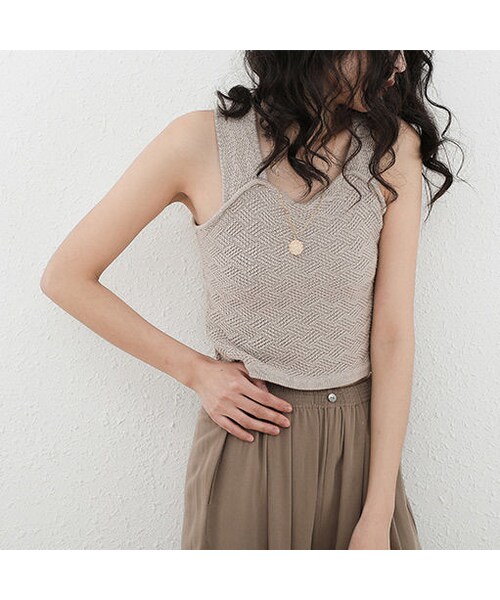 Lavish Gate(ラヴィッシュゲート)の「nh-tops-02079 バッククロス ニットトップス ブラウン モカベージュ オフホワイト(Tシャツ/カットソー・レディース・その他)」の6枚目の写真