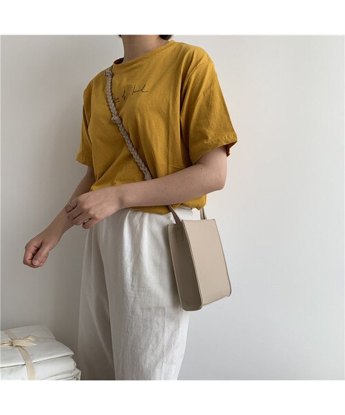 Lavish Gate（ラヴィッシュゲート）の「bag2-02458　ロープショルダースクエアバッグ　グレージュ　ブラック　ホワイト　ヌードカラー（ショルダーバッグ・レディース・その他）」の5枚目の写真