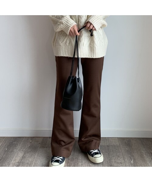 no brand(ノーブランド)の「エコレザーミニ巾着バッグ(ハンドバッグ・レディース・その他)」の3枚目の写真