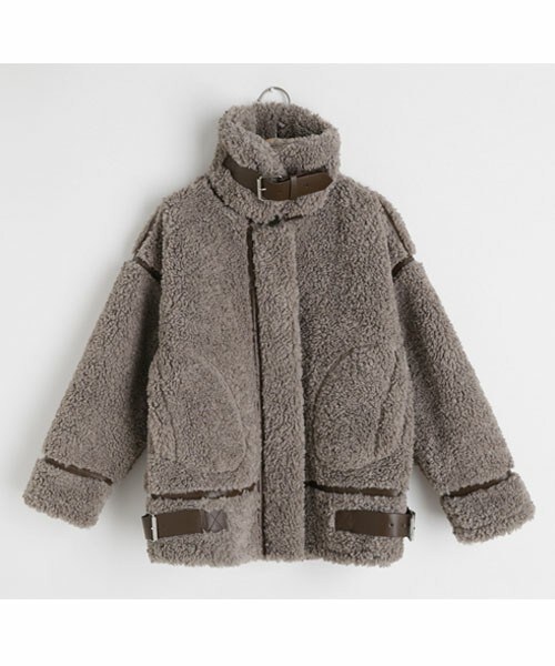 DHOLIC（ディーホリック）の「ベルトボアジャケット（その他アウター・レディース・ベージュ/ブラウン・FREE）」の2枚目の写真