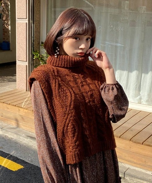 DHOLIC（ディーホリック）の「タートルネックニットベスト（ベスト