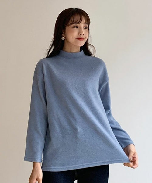 DHOLIC(ディーホリック)の「起毛ハーフネックTシャツ(Tシャツ/カットソー・レディース・ホワイト/ブラウン/レッド/ブルー/ベージュ・FREE)」の4枚目の写真