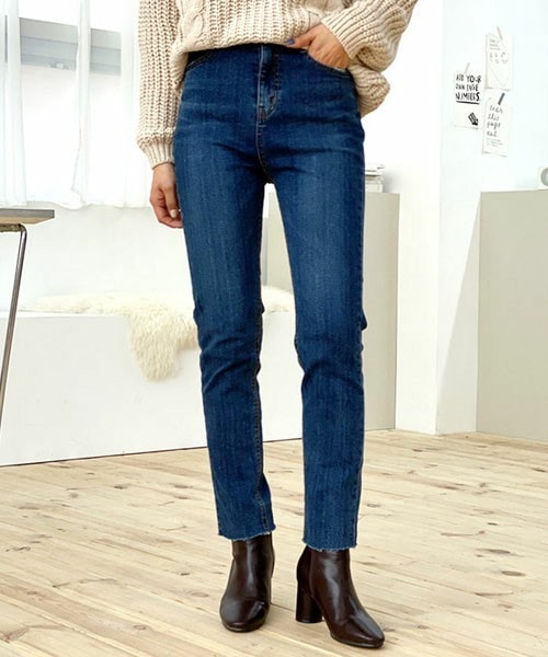 DHOLIC(ディーホリック)の「ハイウエストスリムデニムパンツ(スラックス・レディース・ブルー・S/M)」の1枚目の写真