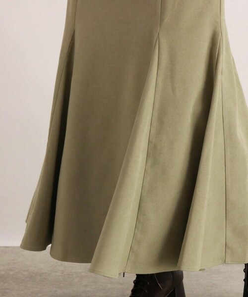 OZOC（オゾック）の「[洗える]フレア切替マキシスカート（スカート・レディース・カーキ(027)/オフ(051)/グレージュ(050)・38(M)/40(L)）」の11枚目の写真