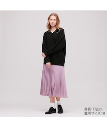 UNIQLO | ボリュームVネックロングセーター（長袖）(ニット/セーター)