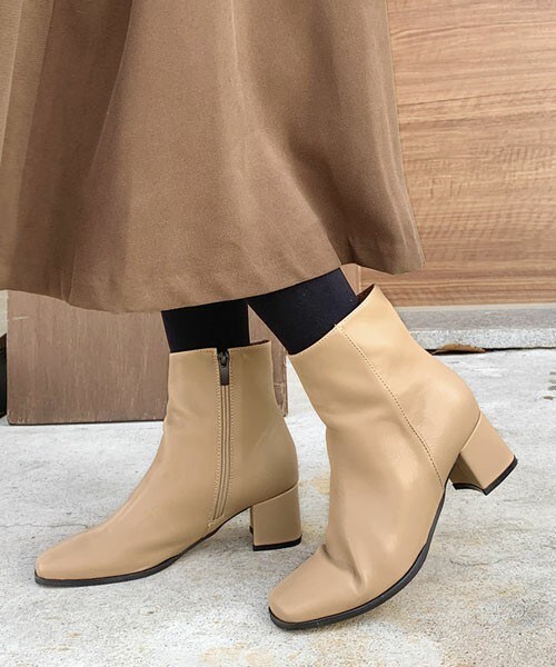 DHOLIC（ディーホリック）の「2TYPEファーライニングブーツ（ブーツ・レディース・ブラック/その他/ブラウン/ベージュ・225/230/235/240/245/250）」の3枚目の写真