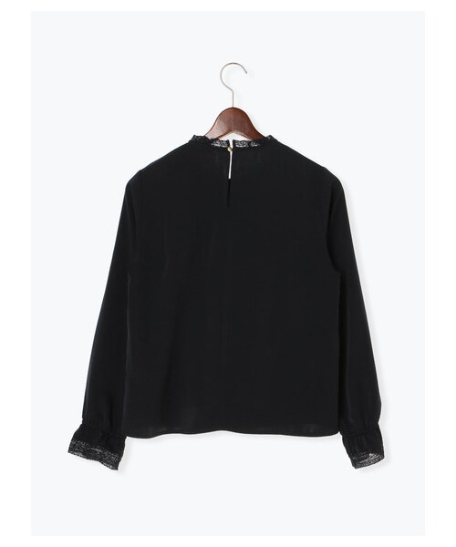 Te chichi（テチチ）の「スタンドレースブラウスLS（トップス・オフホワイト/ネイビー・F）」の2枚目の写真