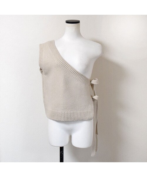 no brand（ノーブランド）の「ワンショルニットベスト（ベスト・レディース・その他）」の8枚目の写真