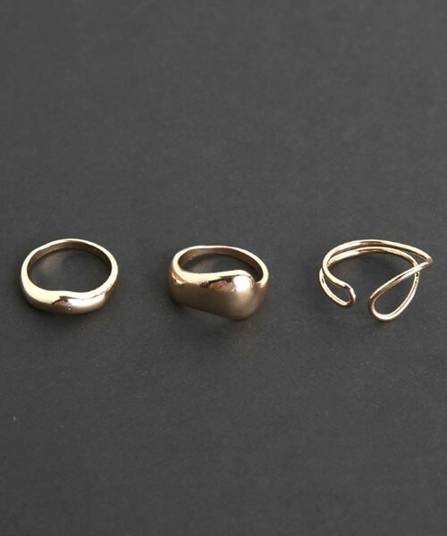 DHOLIC（ディーホリック）の「ワイドリング3SET（リング・レディース・シルバー/ゴールド・FREE）」の2枚目の写真