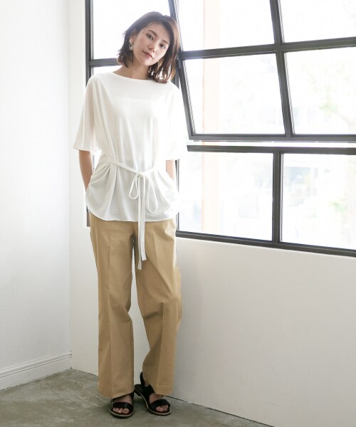 LEPSIM（レプシィム）の「ソフトチノストレートパンツ（パンツ・ブラック/ベージュ/ブラウン）」の10枚目の写真