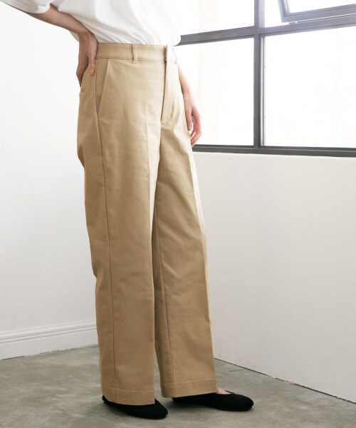 LEPSIM（レプシィム）の「ソフトチノストレートパンツ（パンツ・ブラック/ベージュ/ブラウン）」の9枚目の写真