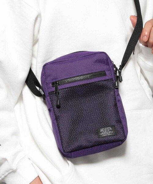 RAGEBLUE（レイジブルー）の「ミニショルダーバッグ（バッグ・ブラック/ベージュ/カモフラ/ネイビー/パープル）」の5枚目の写真