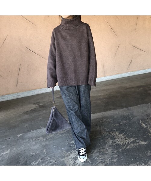 copine(コピン)の「12月6日再入荷!ゆったりオーバーサイズ!シンプルタートルネックゆるニット(3color)(ニット/セーター・レディース・その他)」の2枚目の写真