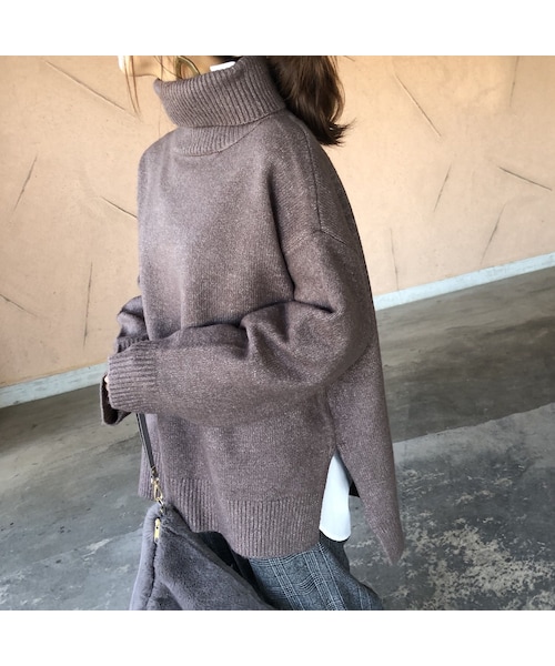 copine(コピン)の「12月6日再入荷!ゆったりオーバーサイズ!シンプルタートルネックゆるニット(3color)(ニット/セーター・レディース・その他)」の1枚目の写真