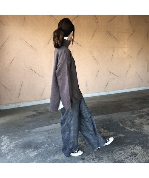 copine(コピン)の「12月6日再入荷!ゆったりオーバーサイズ!シンプルタートルネックゆるニット(3color)(ニット/セーター・レディース・その他)」の3枚目の写真