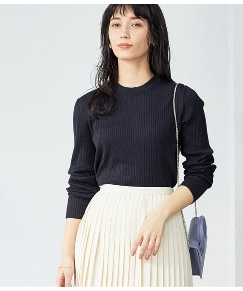 ADAM ET ROPE'（アダムエロペ）の「シルク混ウォッシャブルプルオーバー（トップス・レディース・ベージュ系/ネイビー/オレンジ系・F）」の2枚目の写真