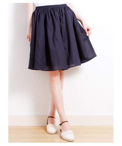 earth music&ecology(アースミュージックアンドエコロジー)の「・ギャザーカラースカート(スカート・レディース・レッド/グリーン/ブルー/ネイビー/カモフラージュ・F)」の3枚目の写真